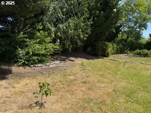 Eugene, OR 97402,4800 BARGER DR #60