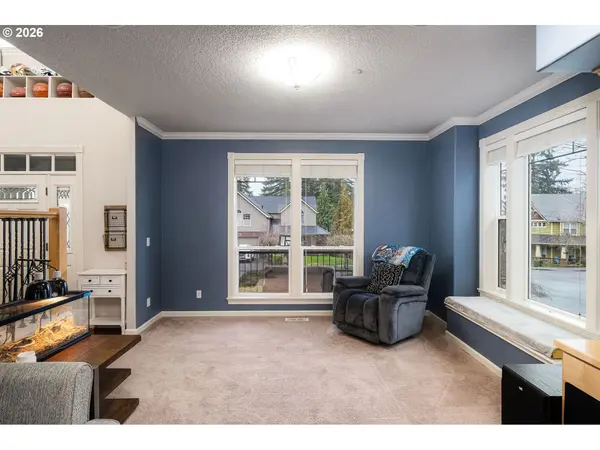 16110 TRAIL DR, Oregon City, OR 97045