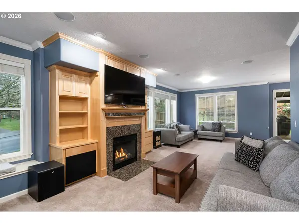 16110 TRAIL DR, Oregon City, OR 97045