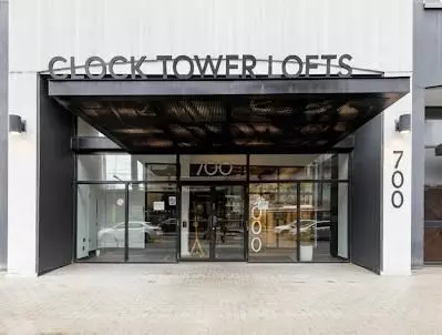 Toronto C01, ON M5V 2Y6,700 King ST #804