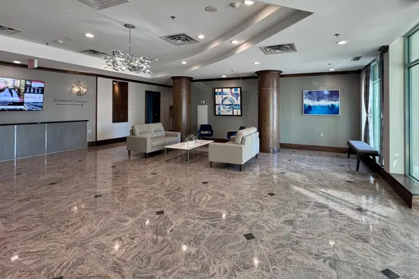 11 Oneida CRES #1004, Richmond Hill, ON L4B 0A1