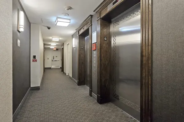 11 Oneida CRES #1004, Richmond Hill, ON L4B 0A1