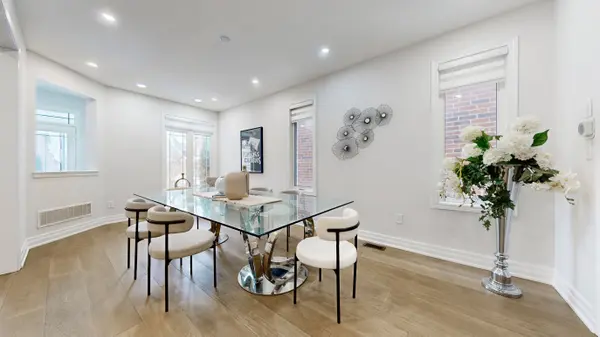 45 Romanelli CRES, Bradford West Gwillimbury, ON L3Z 0X7