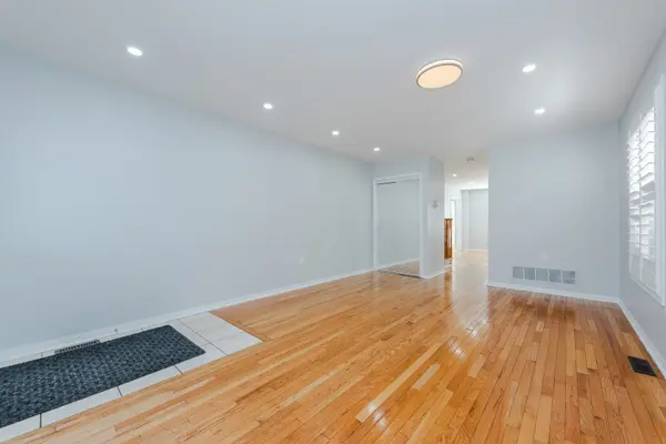 3970 Janice DR, Mississauga, ON L5M 7Y4