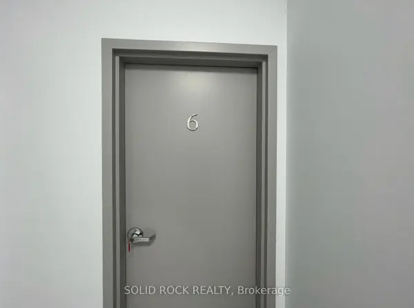 48 King ST E #206, Brockville, ON K6V 1B1