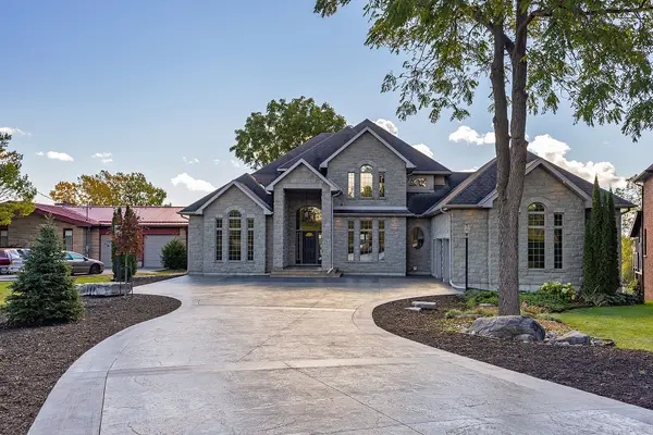 4744 Bath RD, Loyalist, ON K0H 1G0