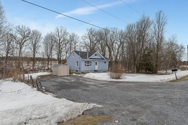 4868 Ferry RD, Carp - Dunrobin - Huntley - Fitzroy And Area, ON K0A 1X0