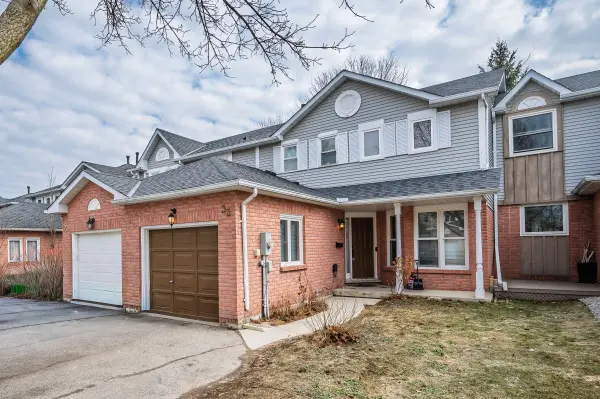 33 Middlemiss CRES N, Cambridge, ON N1T 1R5