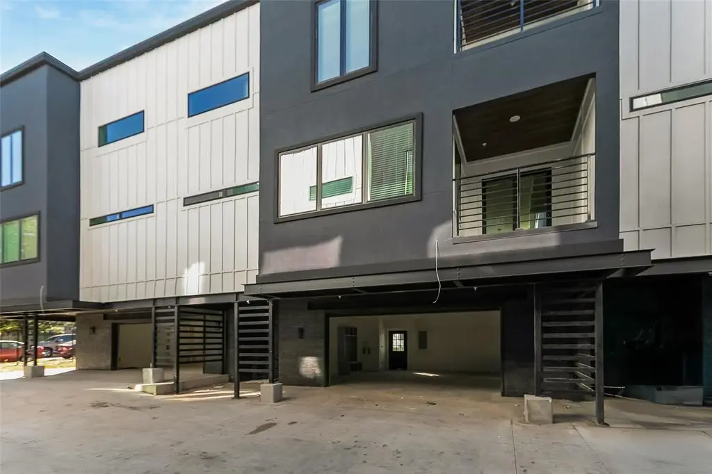 1101 Poindexter Street #A2, Fort Worth, TX 76102