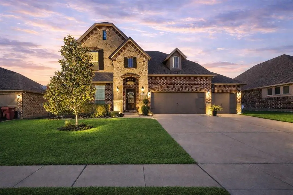 320 Sherbrook Street, Van Alstyne, TX 75495