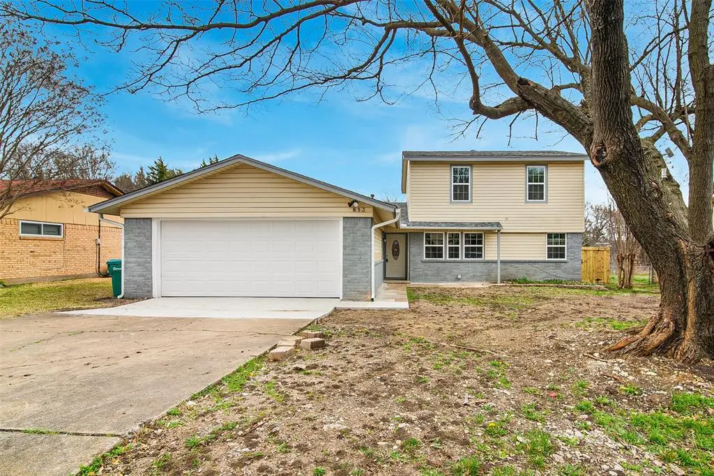 813 S Valentine Drive, Sherman, TX 75090