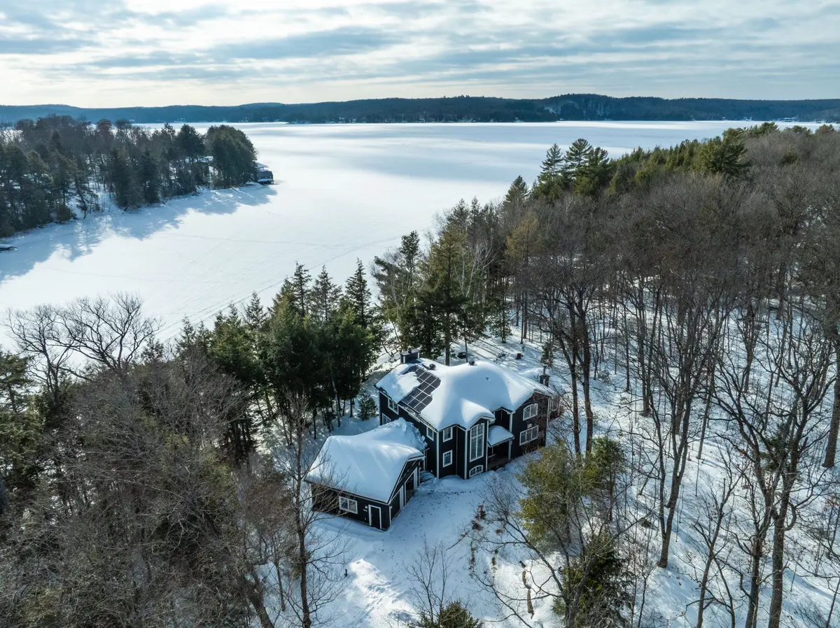 1025 Long Point RD, Lake Of Bays, ON P0A 1H0