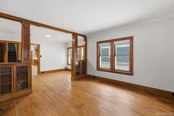 124 E Windemere AVE, Royal Oak, MI 48073