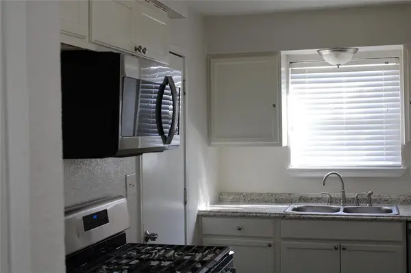 14206 Osage Drive, Balch Springs, TX 75180