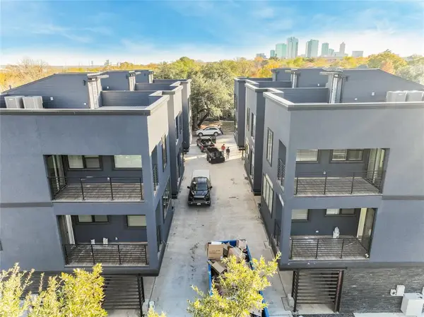 1105 Poindexter Street #B3, Fort Worth, TX 76102