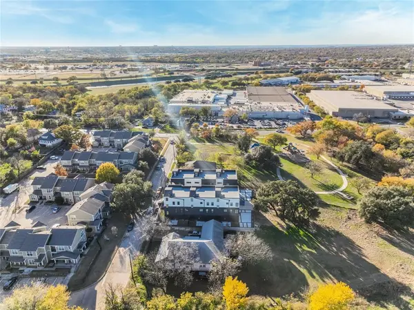 1105 Poindexter Street #B3, Fort Worth, TX 76102