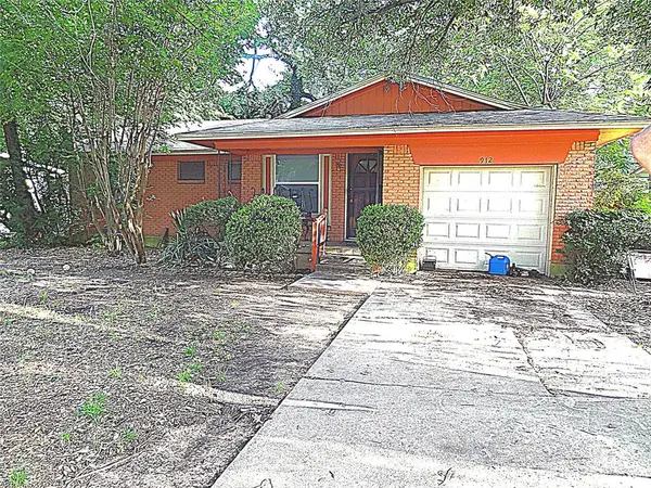 912 Sierra Drive, Denton, TX 76209