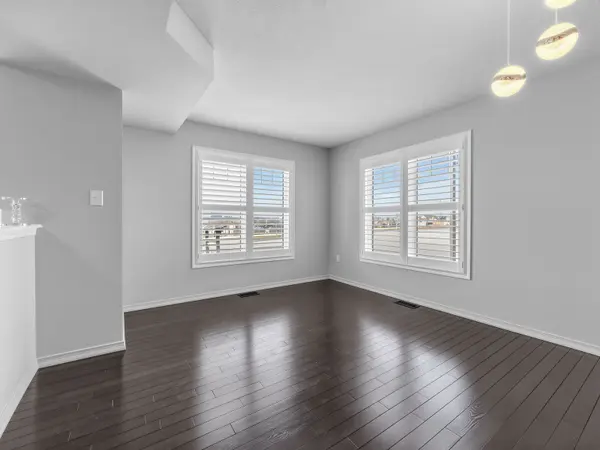 1 Mortlock ST, Ajax, ON M1Z 0T1