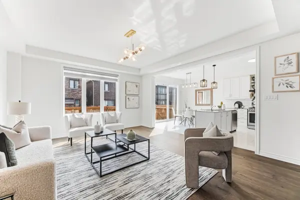 11 Cisco DR, Whitby, ON L1P 0M2