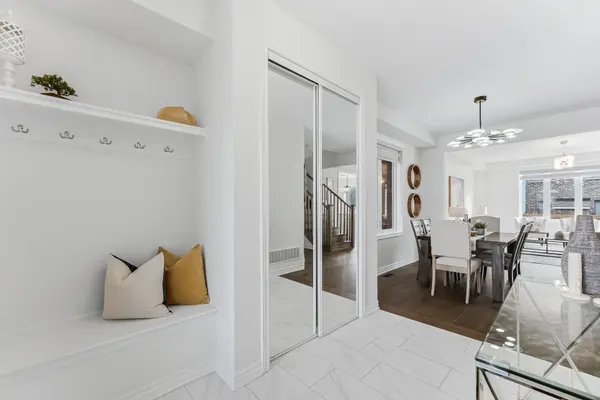 11 Cisco DR, Whitby, ON L1P 0M2