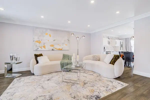 1320 Monmouth DR, Burlington, ON L7P 3J6