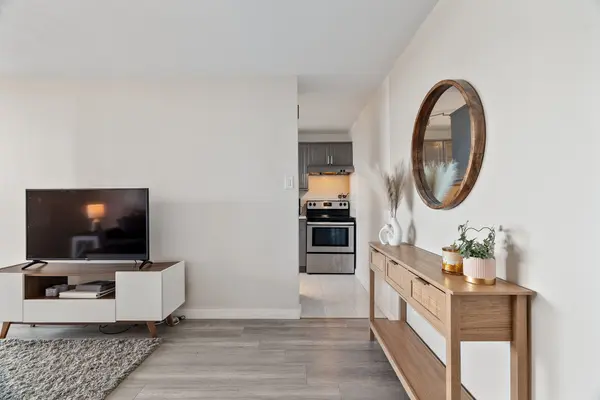 1105 Jalna BLVD #1103, London South, ON N6E 2W8