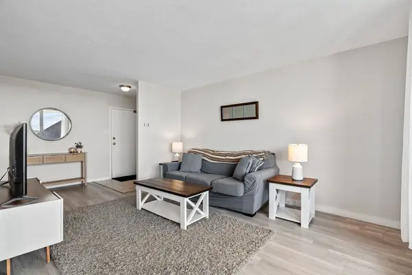 1105 Jalna BLVD #1103, London South, ON N6E 2W8