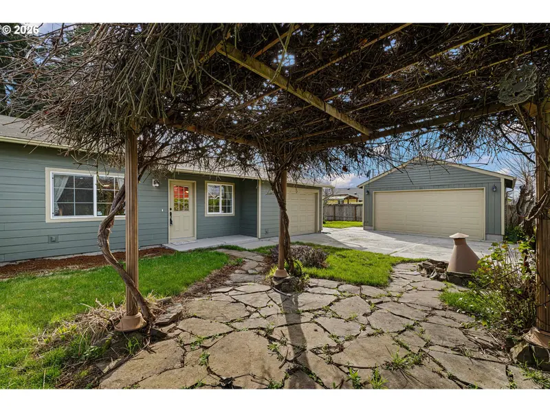 1519 TANEY ST, Eugene, OR 97402