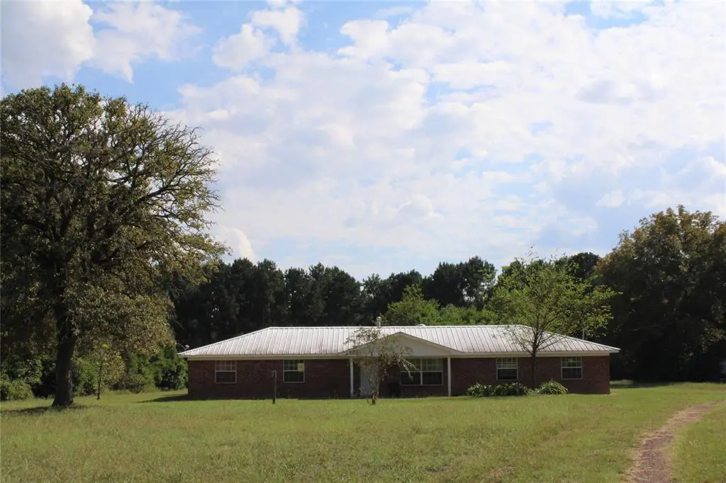 120 FM 2064 N, Jacksonville, TX 75766