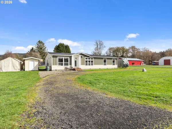 Cathlamet, WA 98612,4 NATURE LOOP