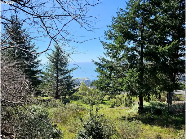 98007 Crown Terrace #7, Brookings, OR 97415