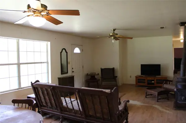 120 FM 2064 N, Jacksonville, TX 75766