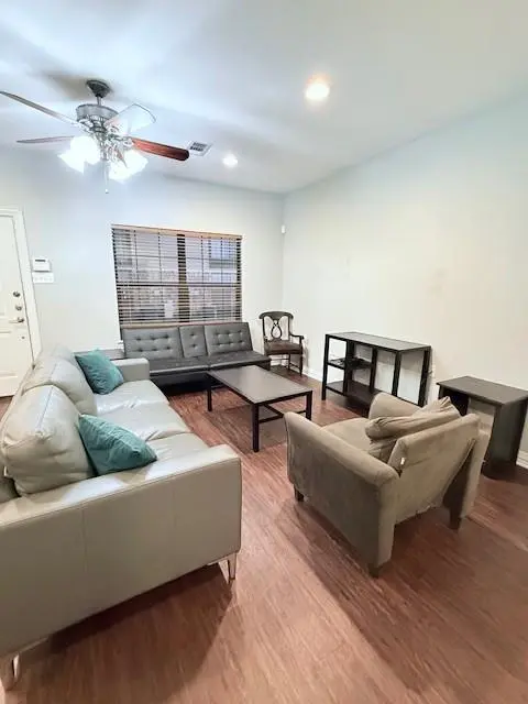 2410 S 2nd Street #1374, Waco, TX 76706