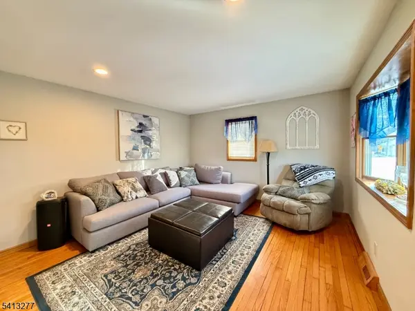 50 Glen Ave, Hardyston Twp., NJ 07460