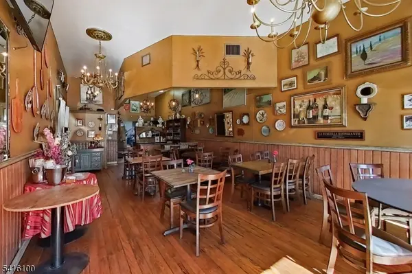 359 Bloomfield Ave, Caldwell Boro Twp., NJ 07006