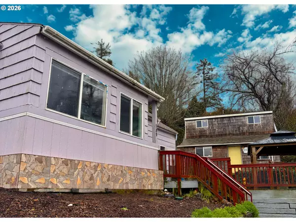 Astoria, OR 97103,589 RIVINGTON ST