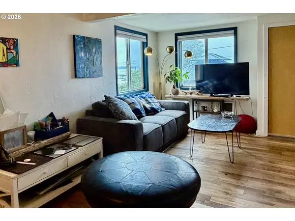 589 RIVINGTON ST, Astoria, OR 97103