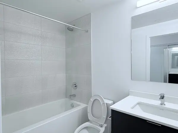 9751 Markham RD #B1706, Markham, ON L6E 0W4