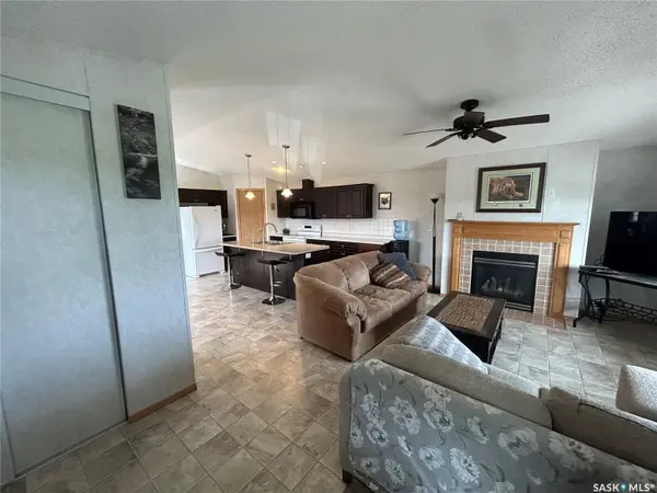 187 Robinson AVENUE, Macoun, SK S0C 1P0