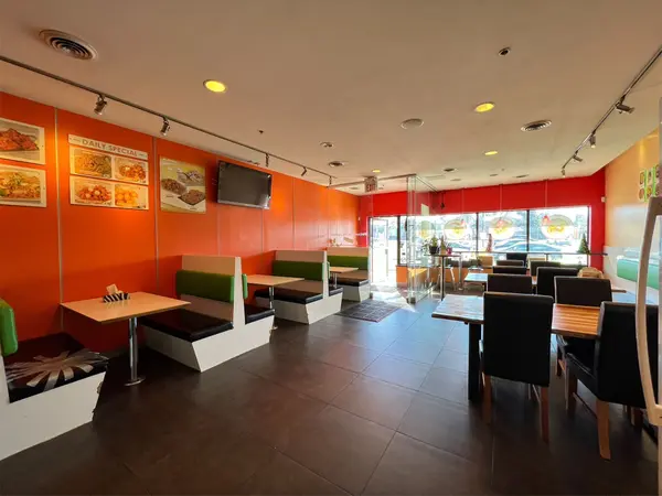 50 Dundurn ST S #103, Hamilton, ON L8P 4W3