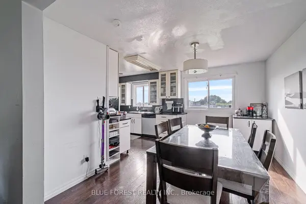 992 Eagle CT, London South, ON N5Z 4K6