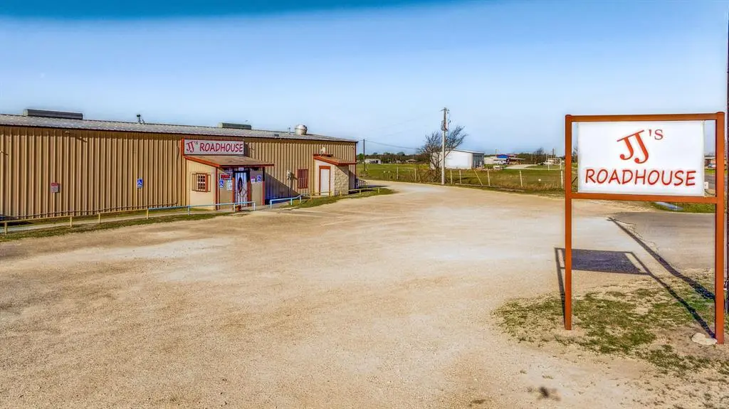 3261 Fm 933, Whitney, TX 76692