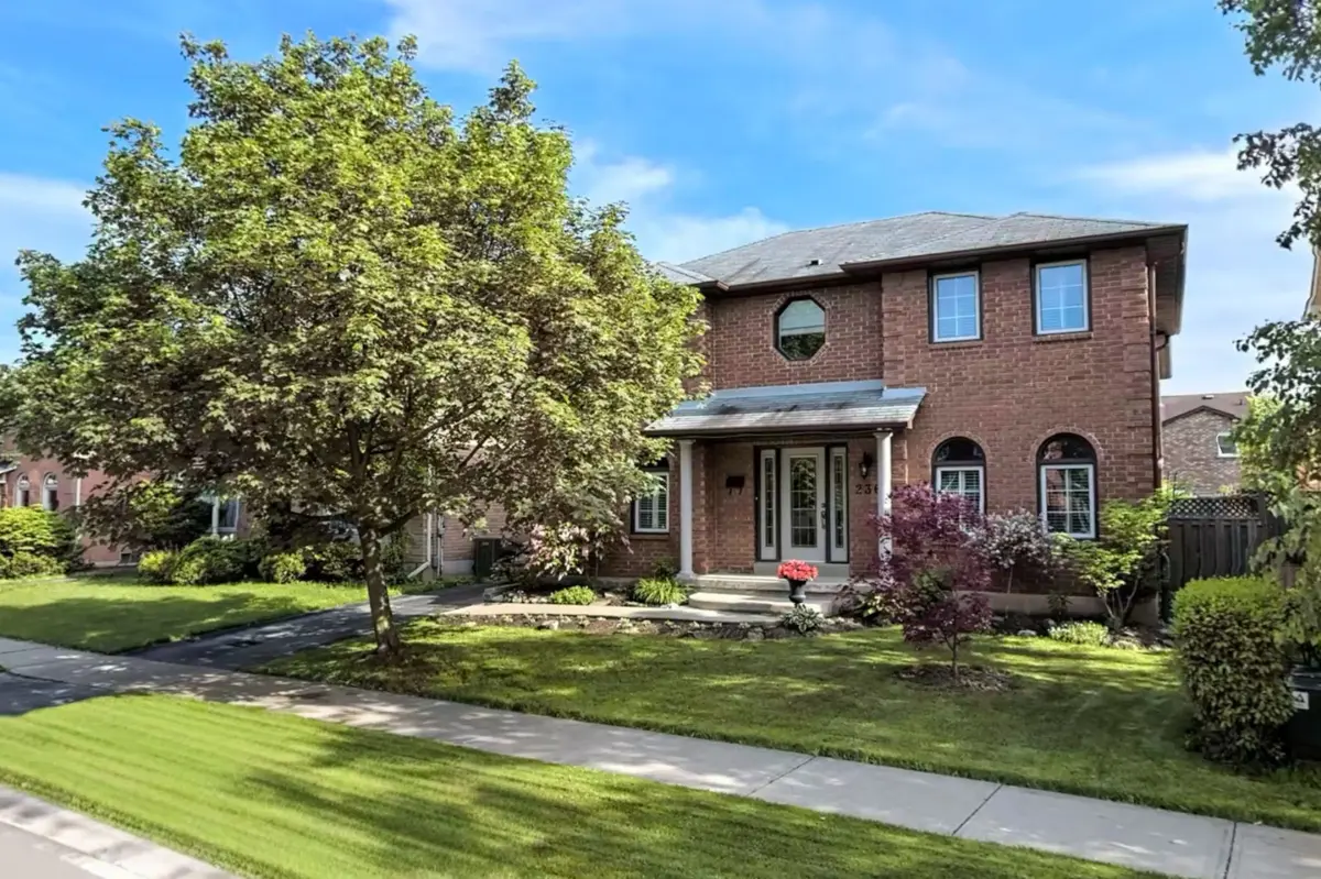 236 O'Donoghue AVE, Oakville, ON L6H 3W6