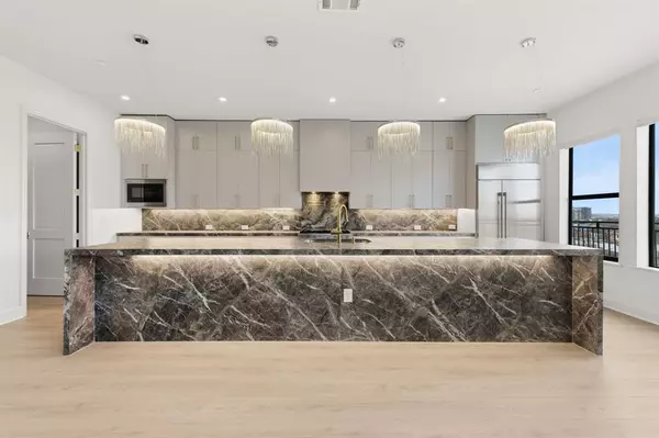 Dallas, TX 75215,1900 S Ervay Street #608