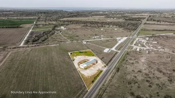 3261 Fm 933, Whitney, TX 76692