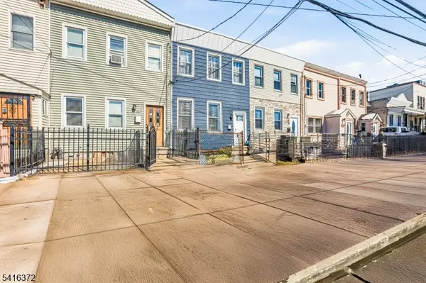 138 Broadway, Jersey City, NJ 07306