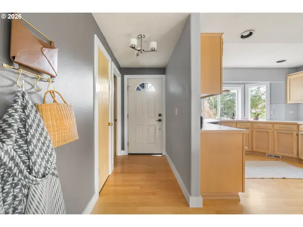 Tigard, OR 97223,12354 SW WINTER LAKE DR