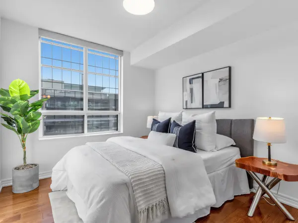 30 Grand Trunk CRES #3906, Toronto C01, ON M5J 3A4