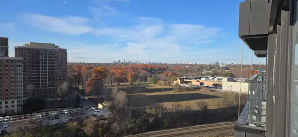 1 Quarrington LN #1215, Toronto C13, ON M3C 0S4