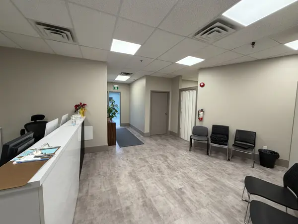 565 Sanatorium RD #204-06, Hamilton, ON L9C 7N4